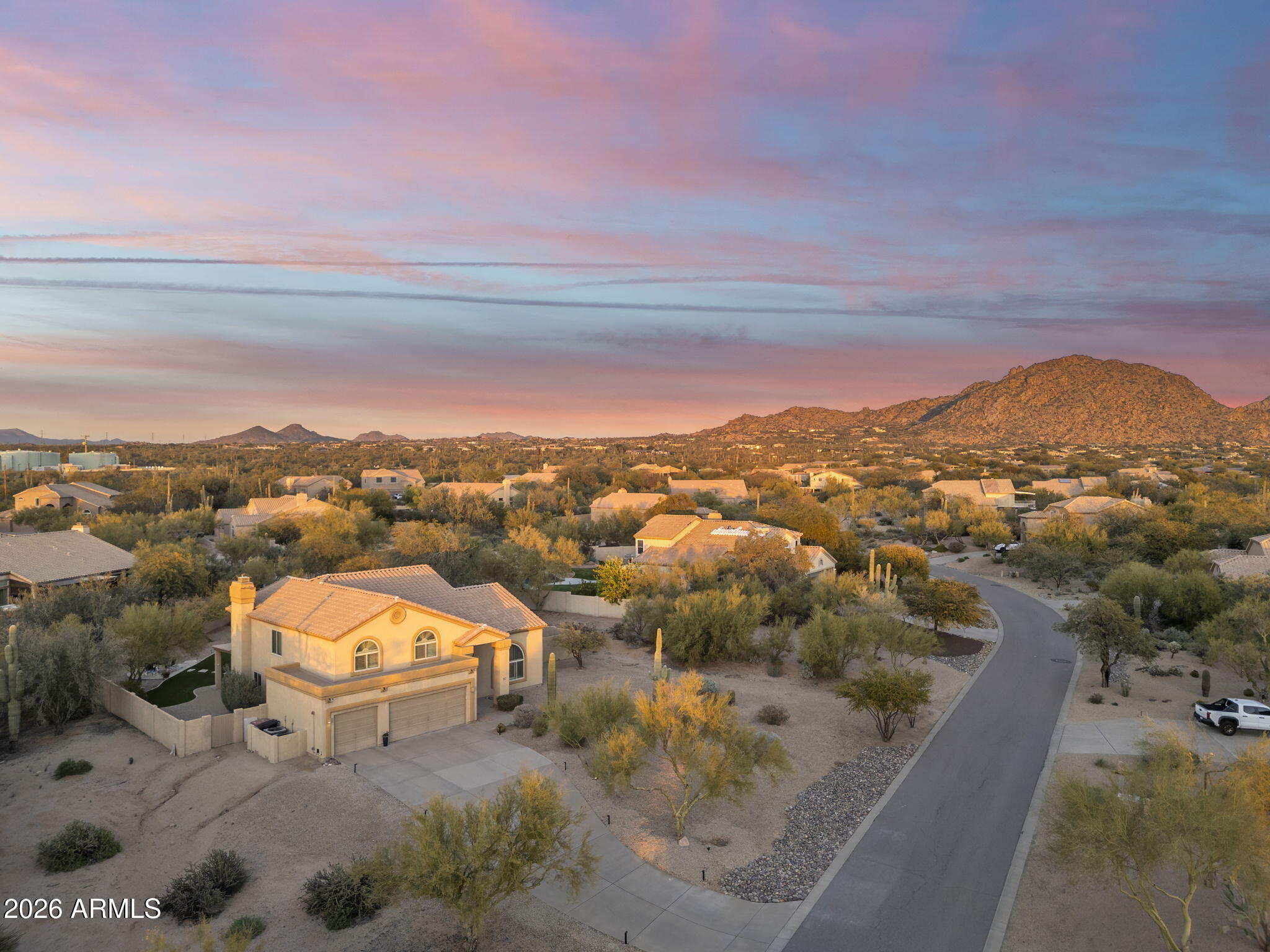 8530 E LARIAT Lane, Scottsdale, AZ 85255