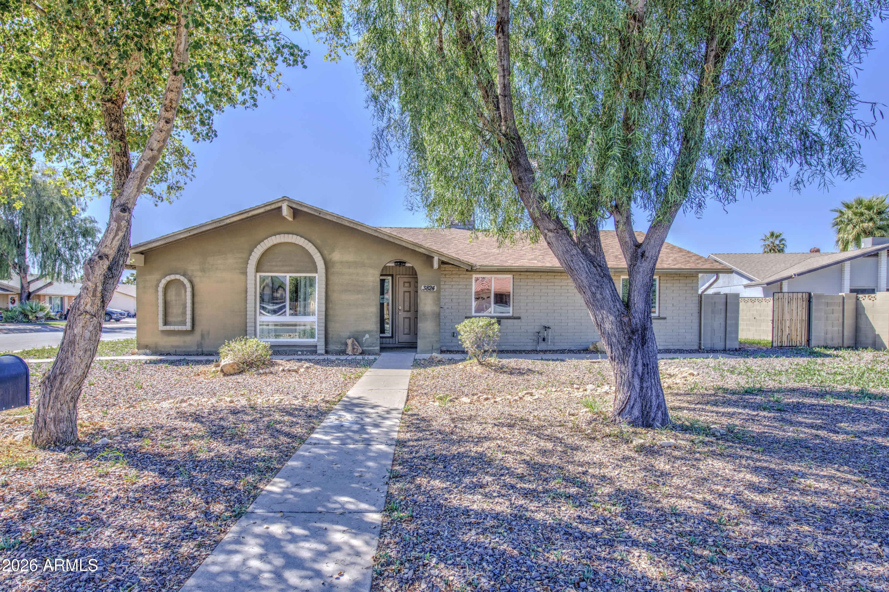 3824 W Shangri La Road, Phoenix, AZ 85029