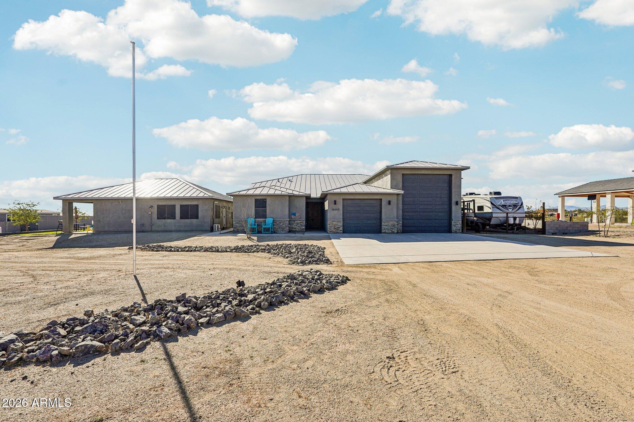 14343 W OBERLIN Way, Surprise, AZ 85387