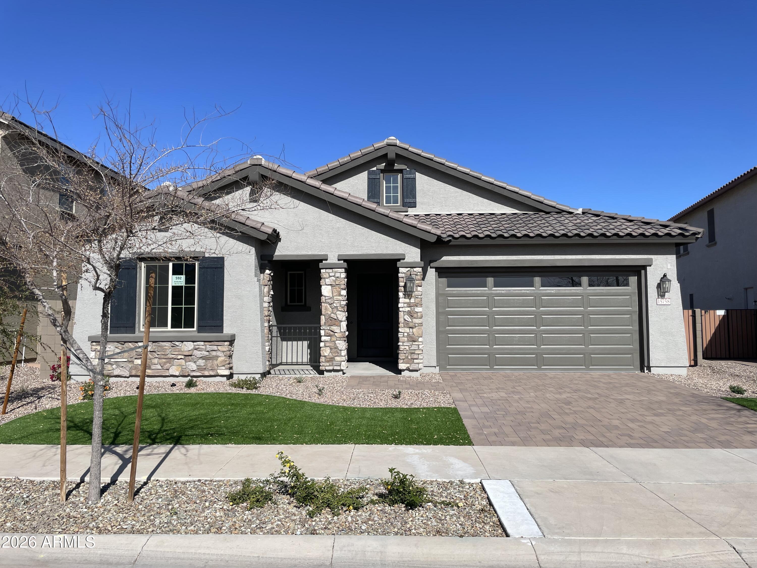 15758 W SAND HILLS Road, Surprise, AZ 85387