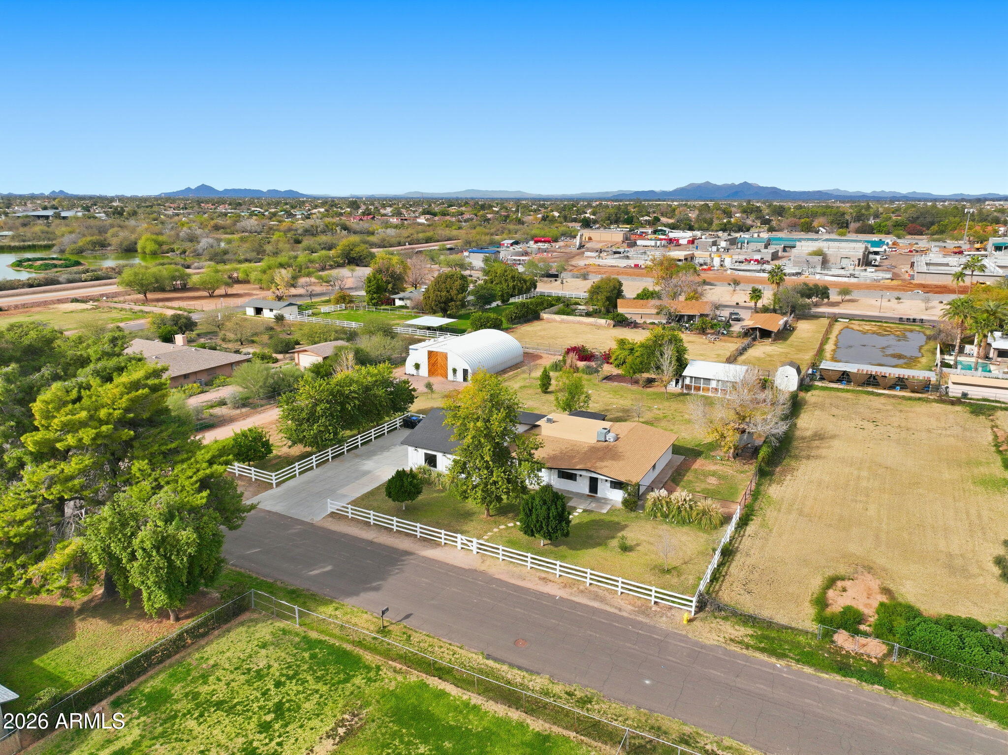 2858 E REDFIELD Road, Gilbert, AZ 85234