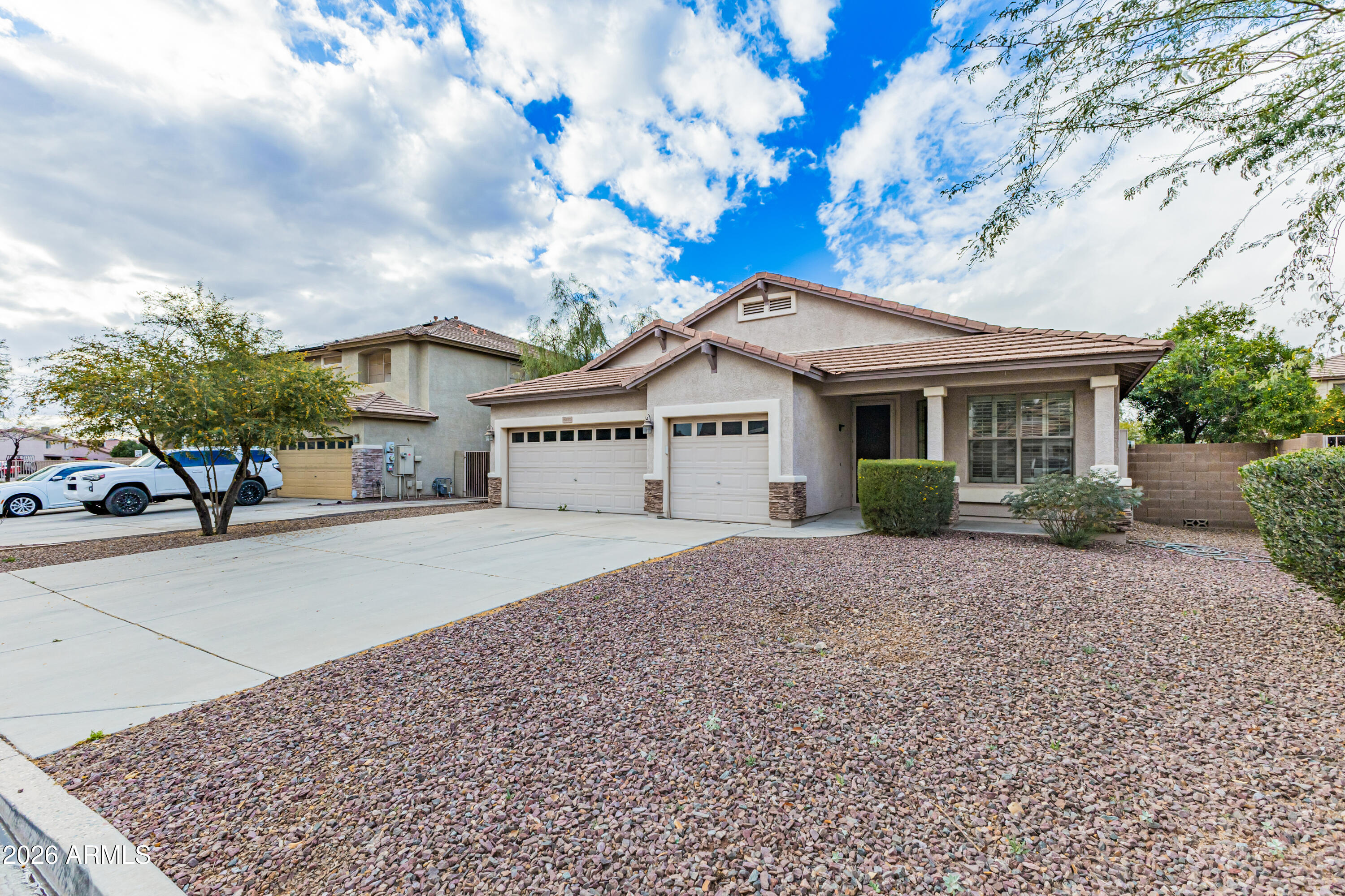 8432 W PALO VERDE Avenue, Peoria, AZ 85345