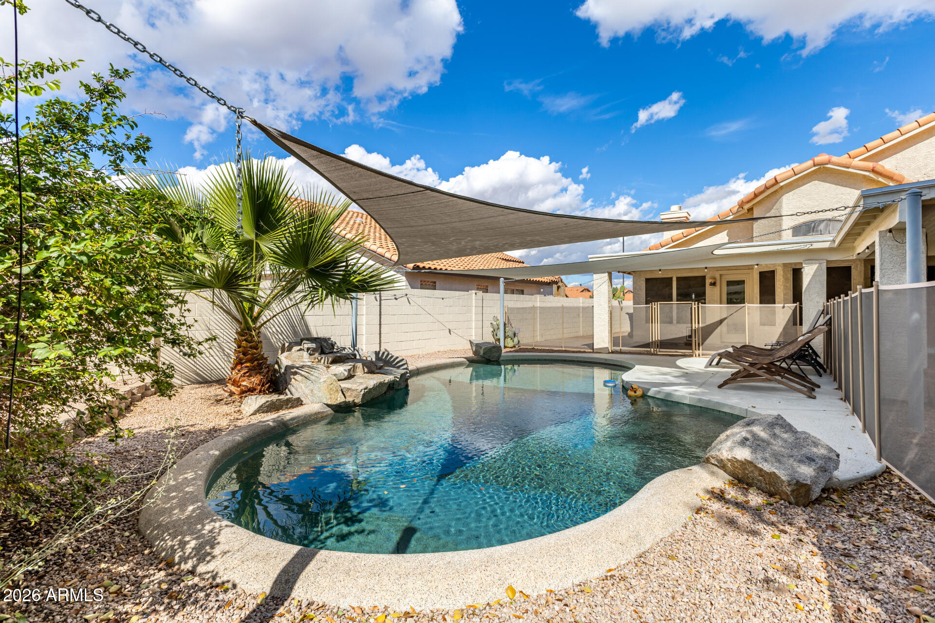 2126 S RAVEN, Mesa, AZ 85209