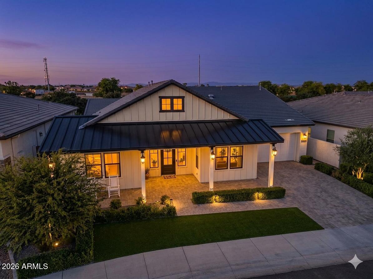 17546 W MONTPELIER Street, Surprise, AZ 85388