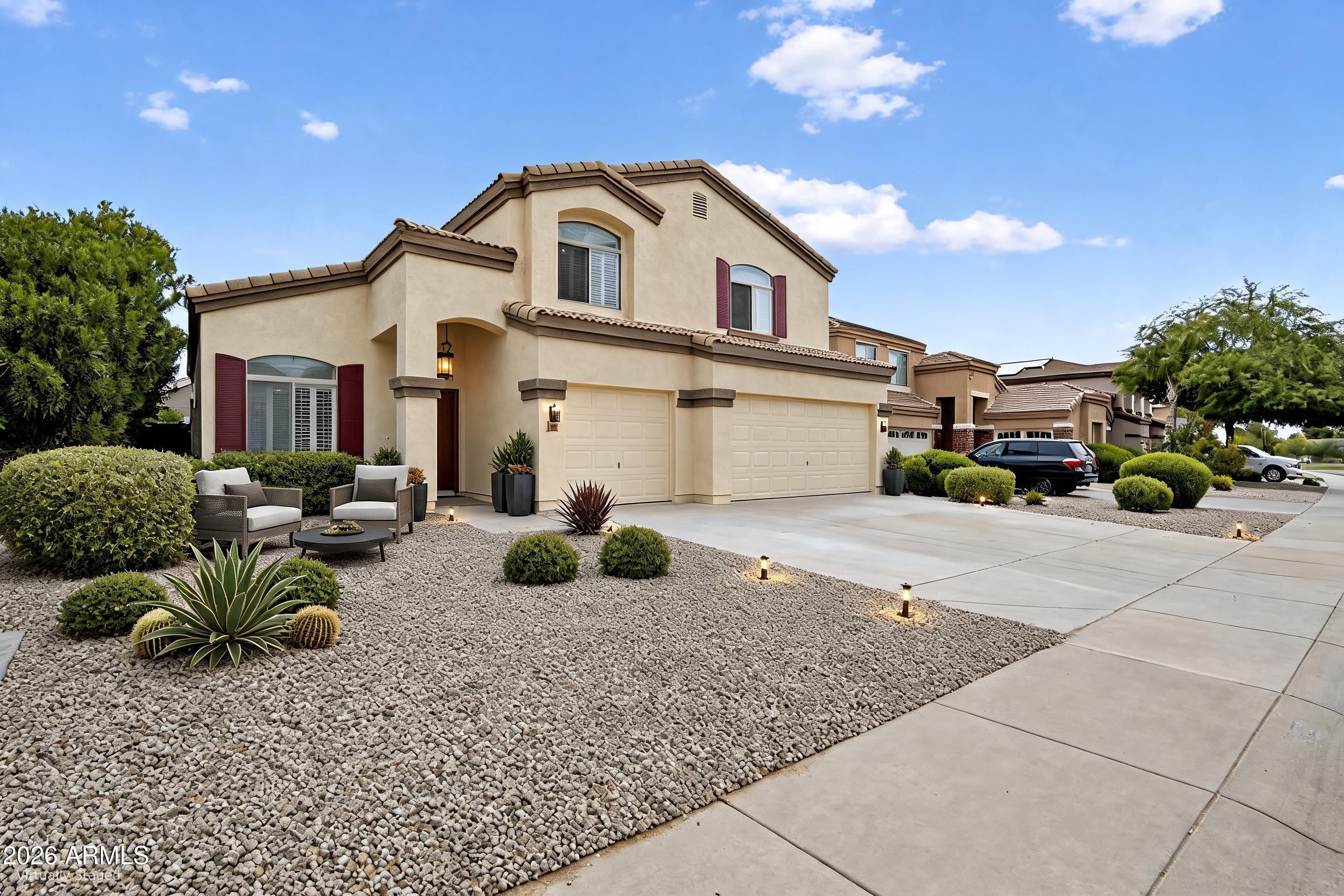 3482 W SUNSHINE BUTTE Drive, San Tan Valley, AZ 85144