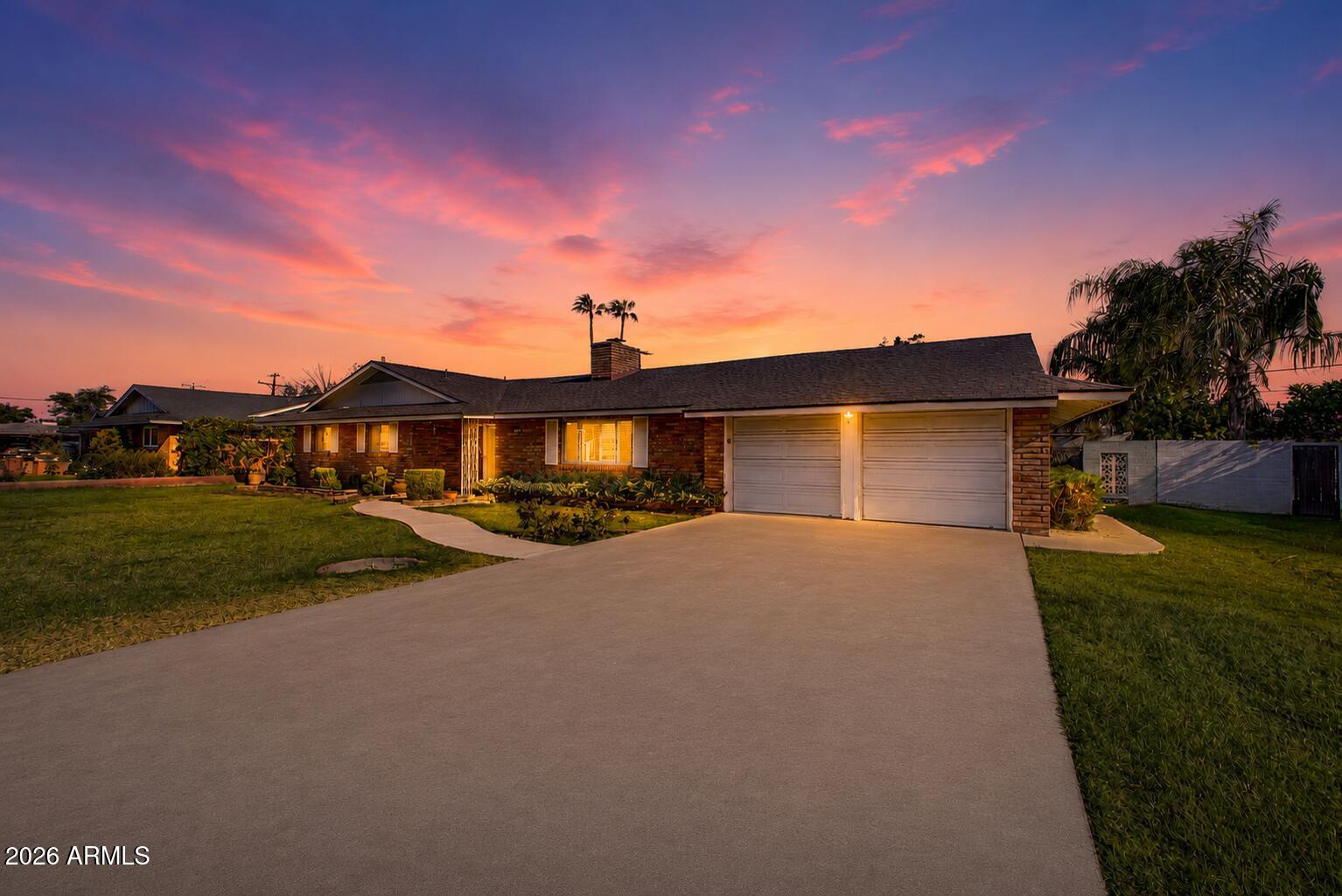 343 E BROADMOR Drive, Tempe, AZ 85282