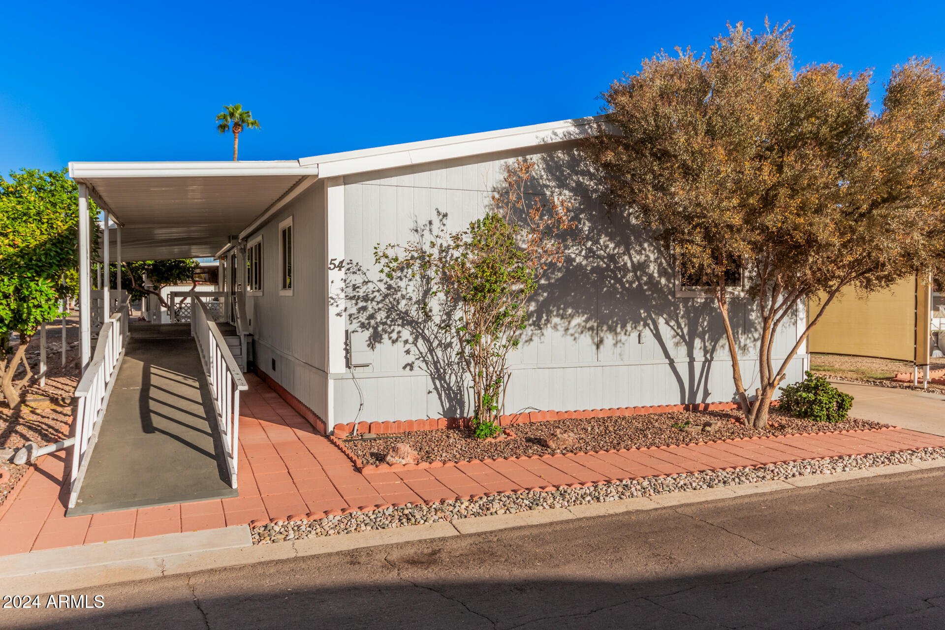 2650 W UNION HILLS Drive 54, Phoenix, AZ 85027