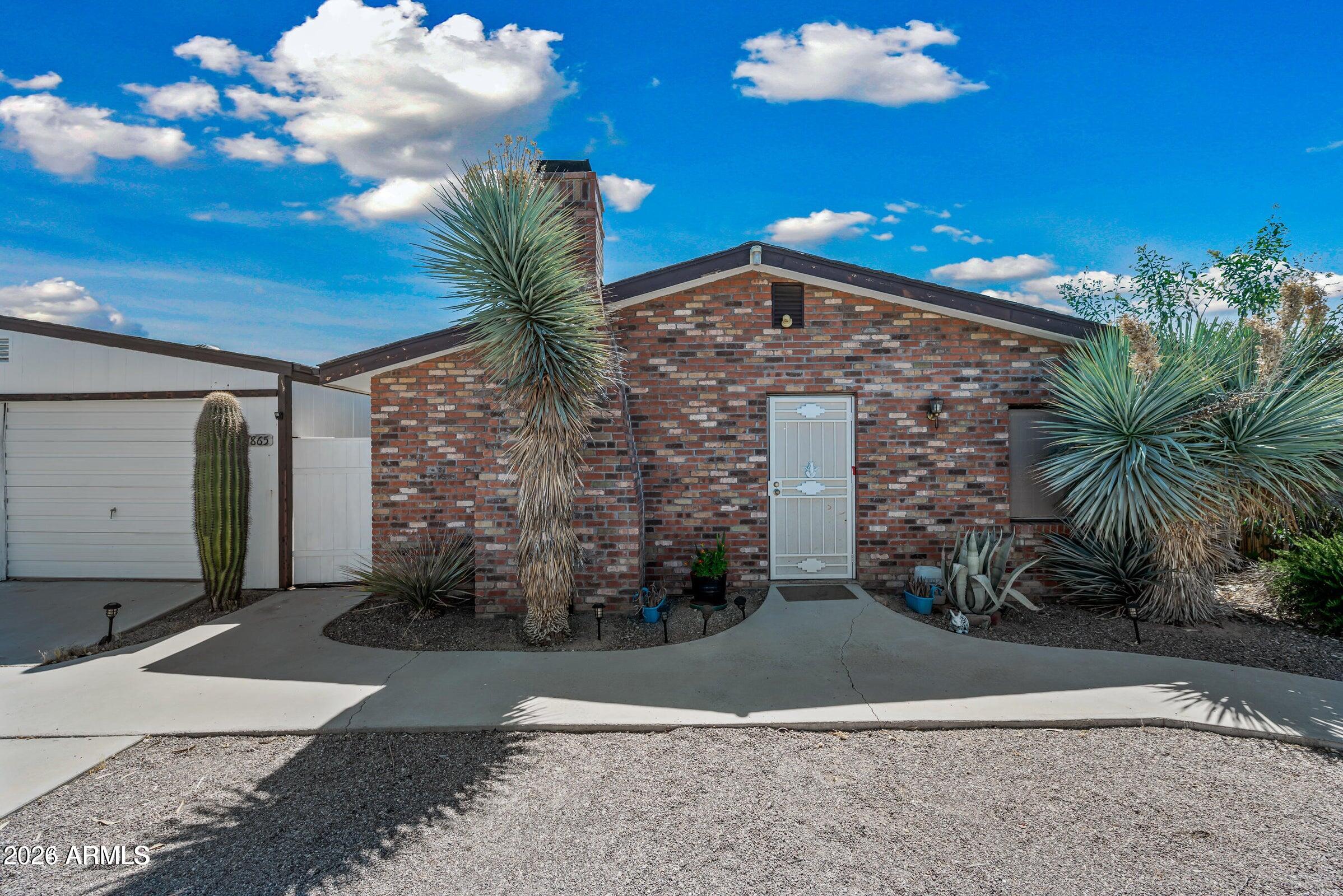 39865 NEBRASKA Place, Salome, AZ 85348