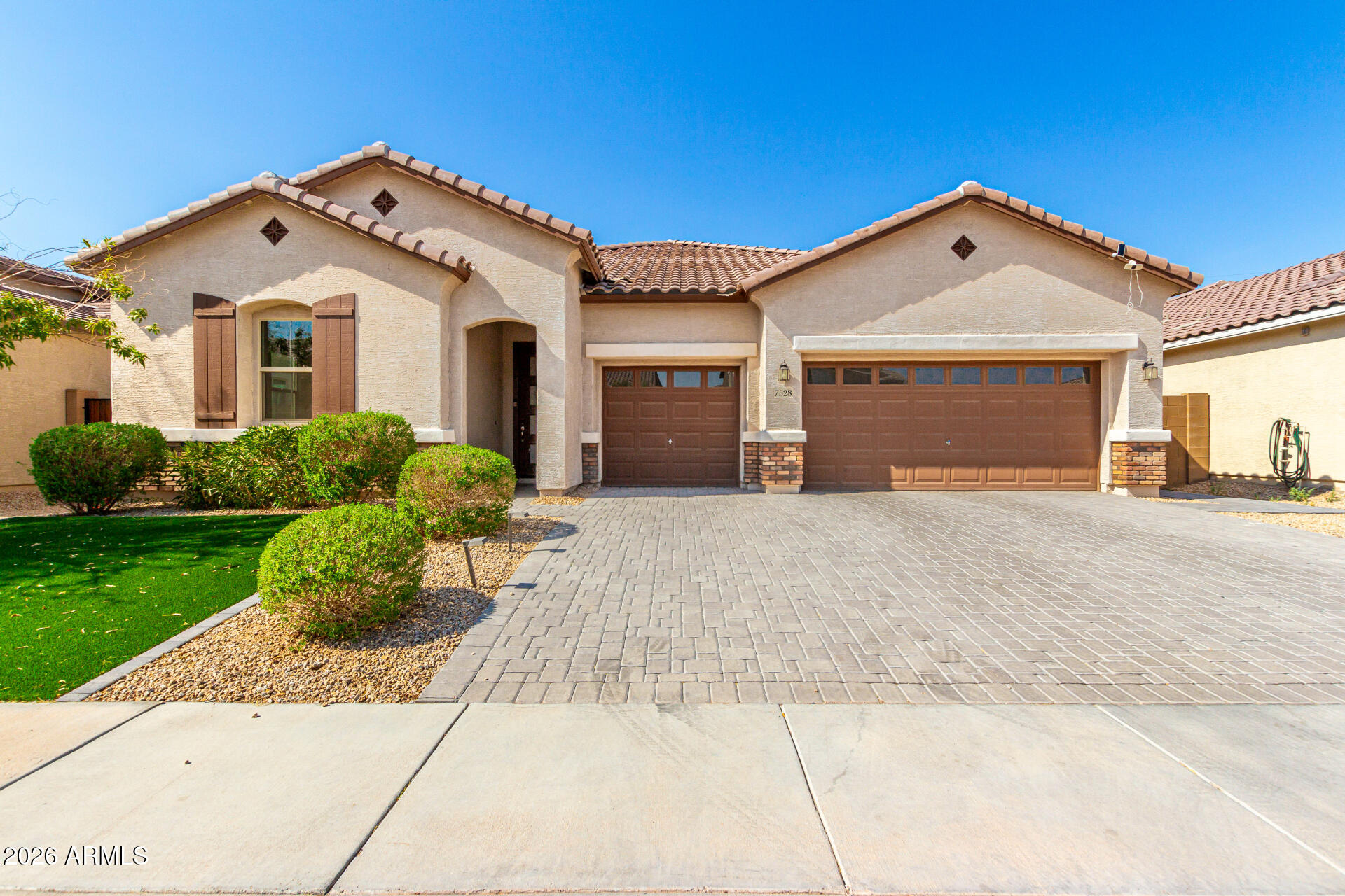 7528 W Warner Street, Phoenix, AZ 85043