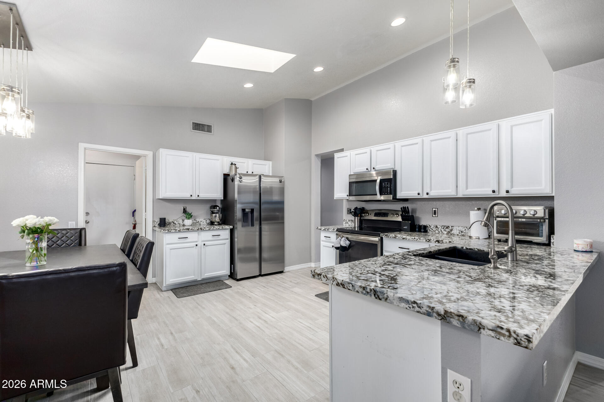 3407 E ESCUDA Road, Phoenix, AZ 85050