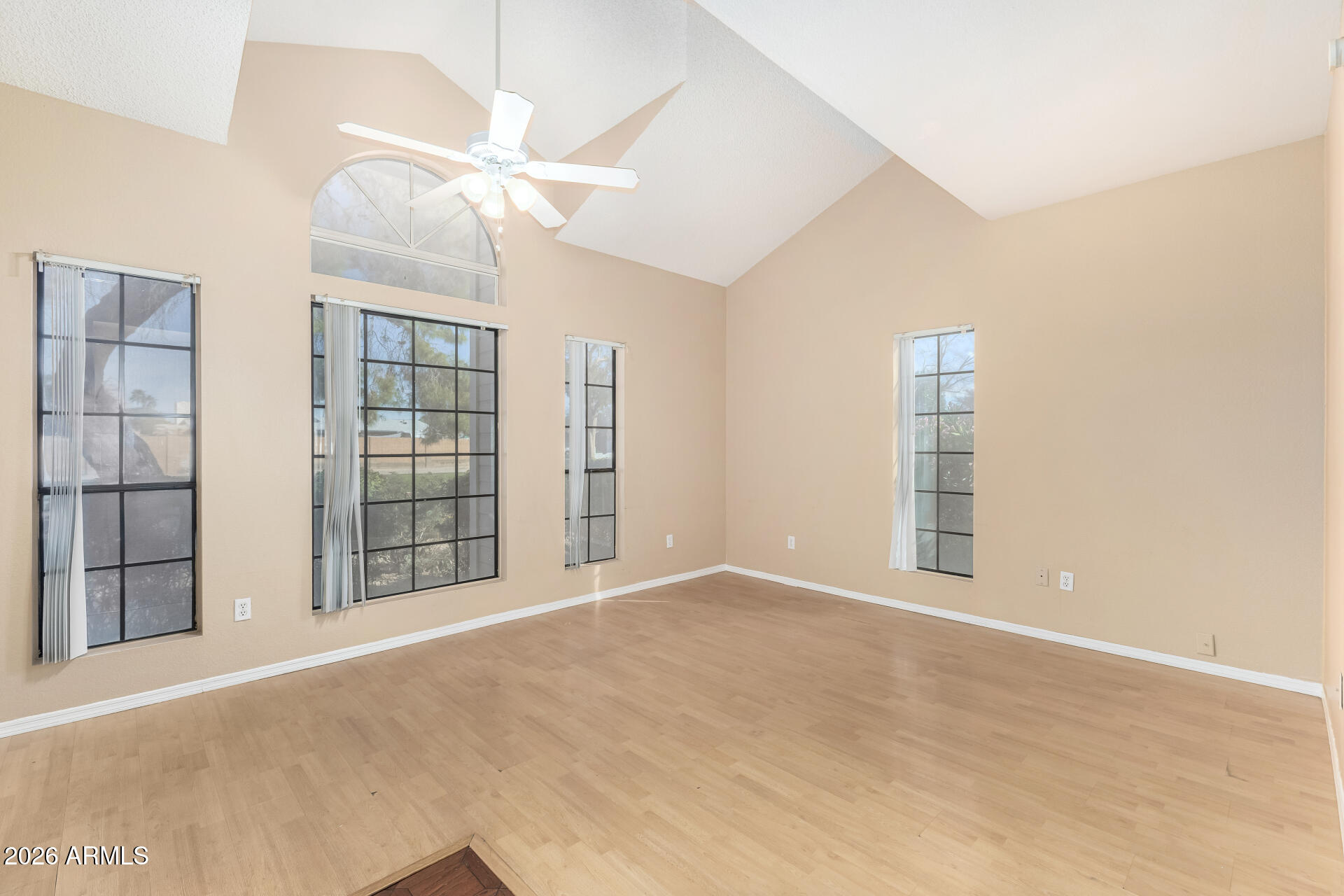 8888 N 47TH Avenue 141, Glendale, AZ 85302