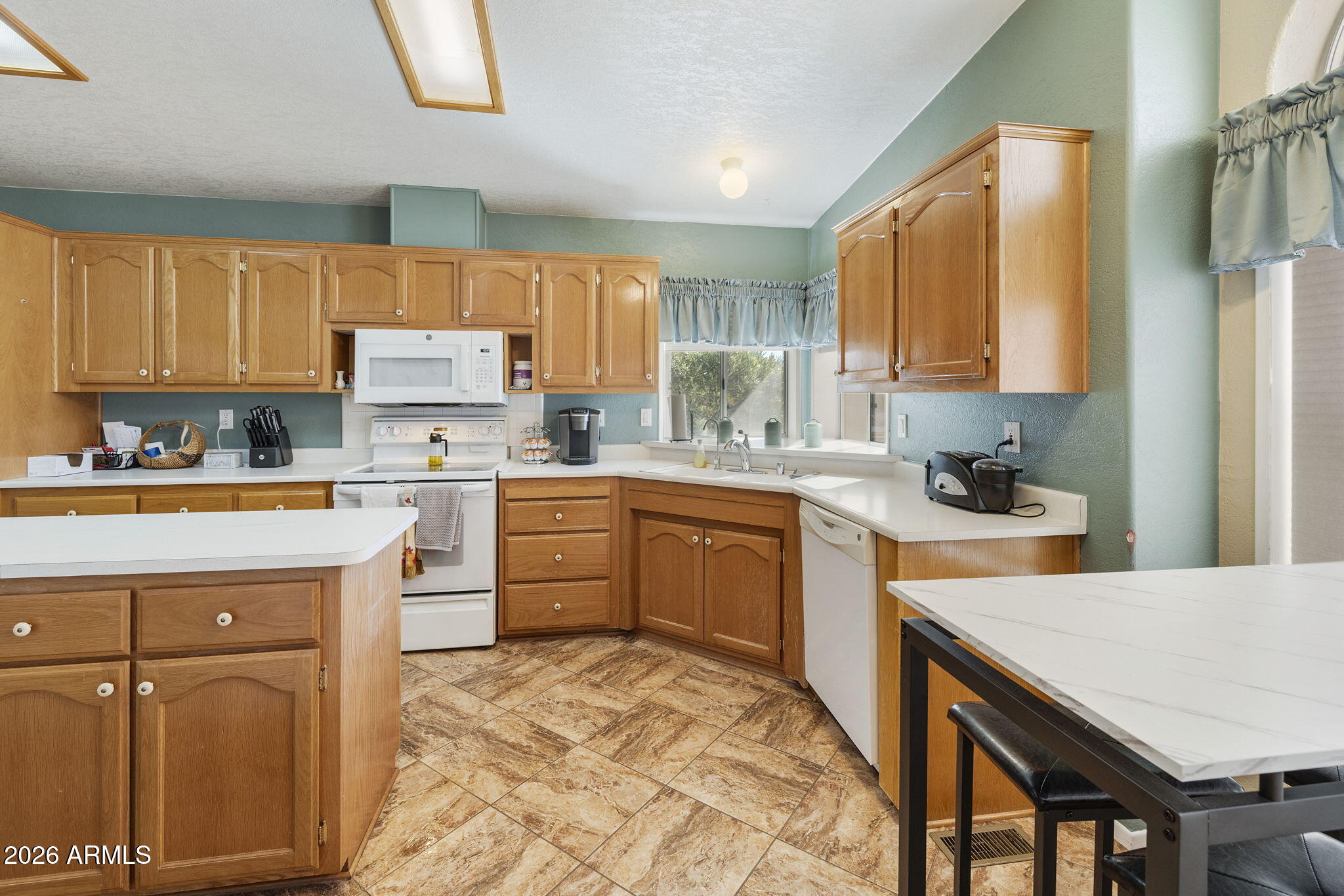 3700 S TOMAHAWK Road 23, Apache Junction, AZ 85119