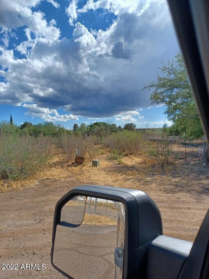 17197 E TRAILS END Road E 214, Spring Valley, AZ 86333