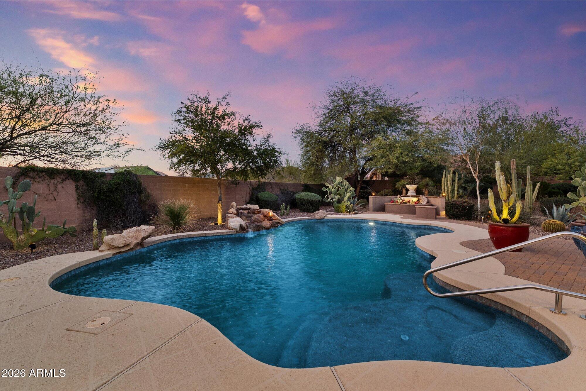 40814 N LONG LANDING Court, Phoenix, AZ 85086