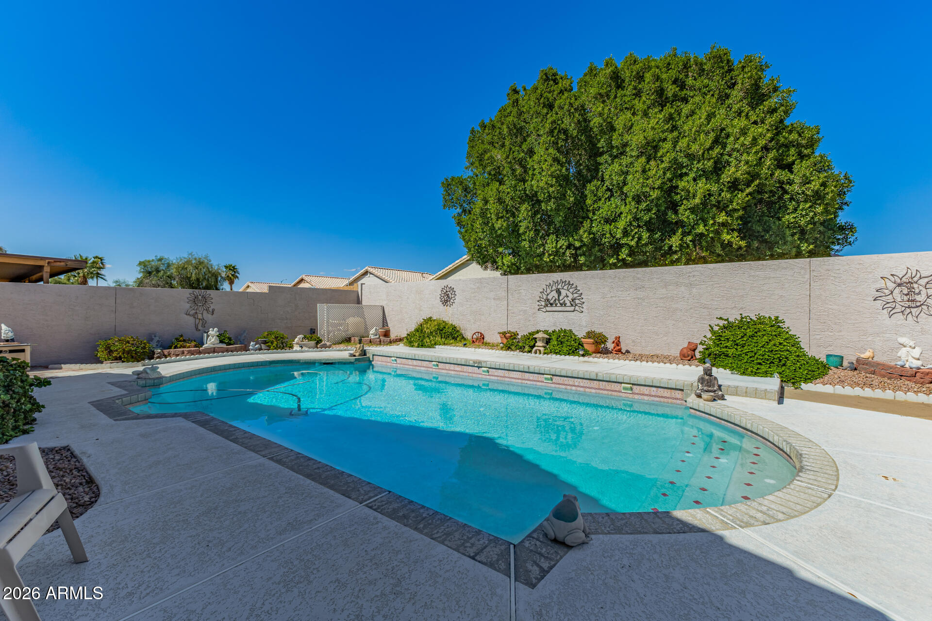 8432 W CHARTER OAK Road, Peoria, AZ 85381