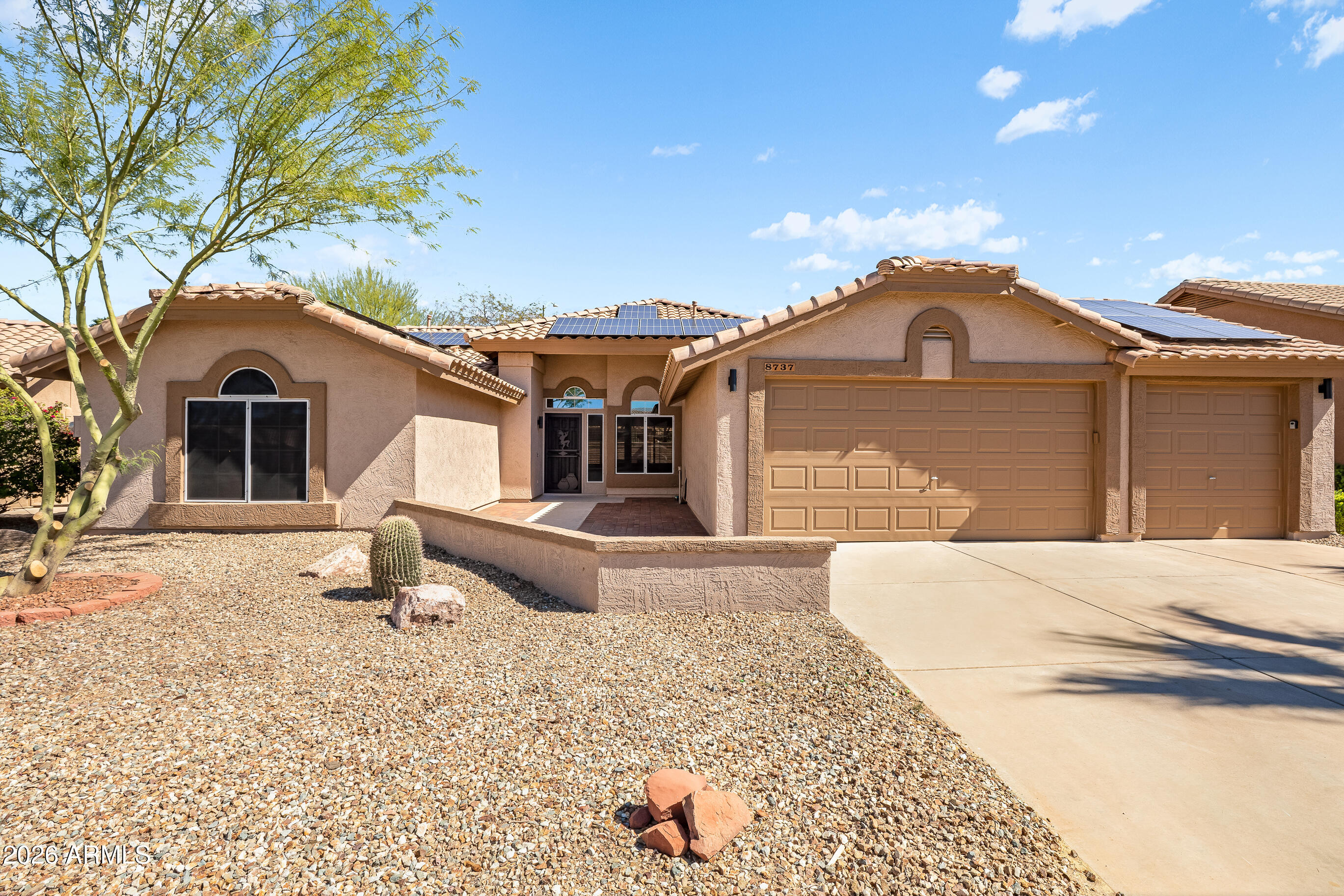 8737 W KIMBERLY Way, Peoria, AZ 85382