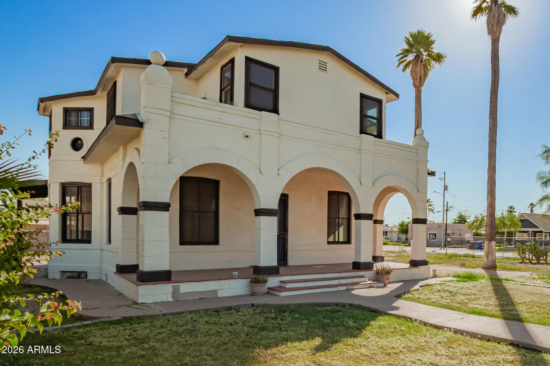 819 S 3RD Avenue, Phoenix, AZ 85003