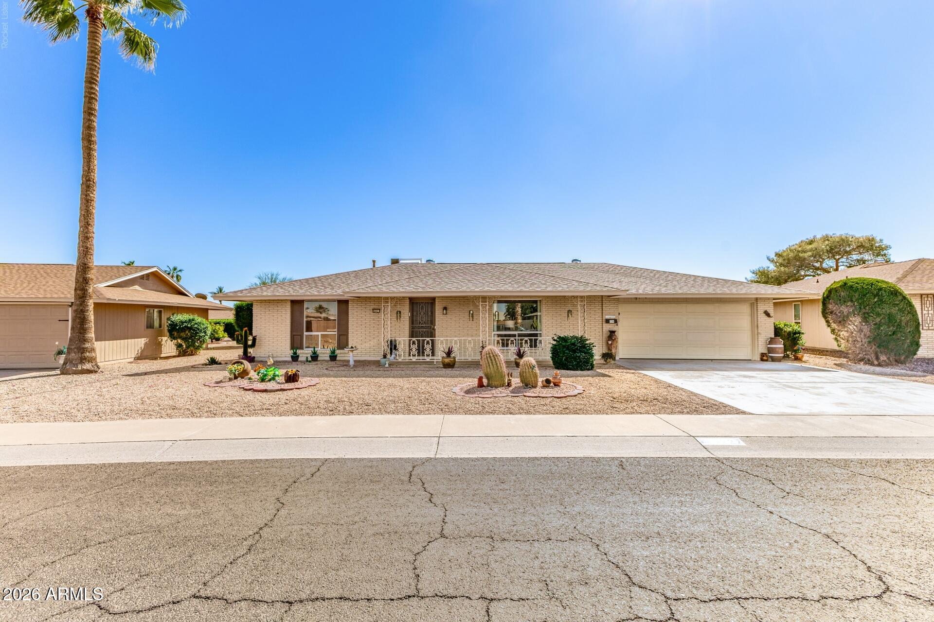 9227 W MEADOW HILLS Drive, Sun City, AZ 85351