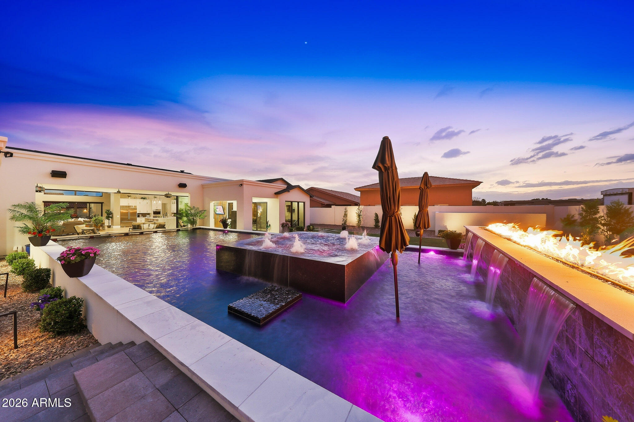 8924 W PATRICK Lane, Peoria, AZ 85383
