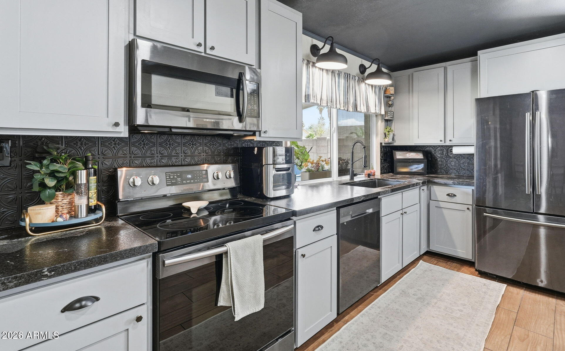 7701 N 108TH Drive, Glendale, AZ 85307