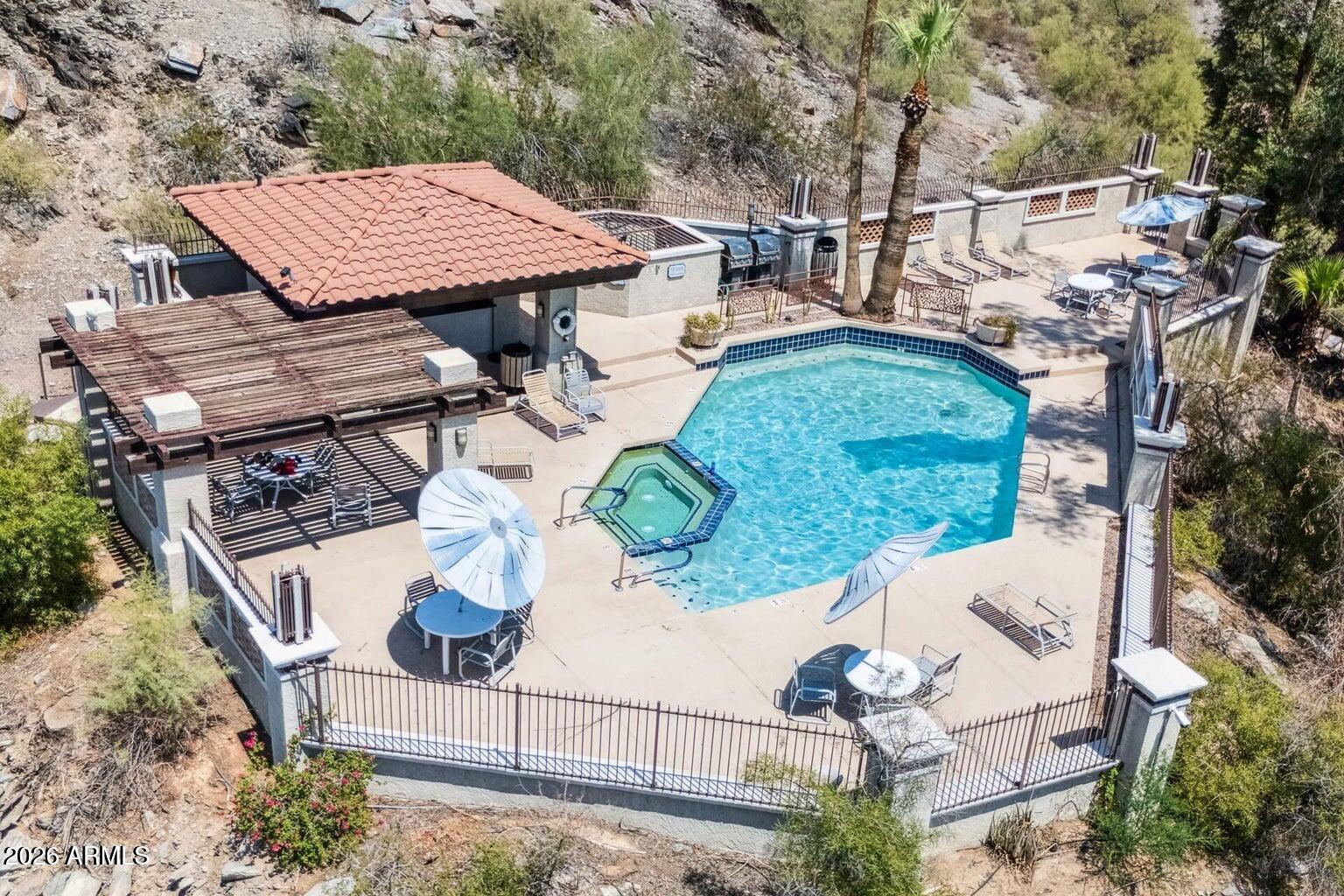 7557 N DREAMY DRAW Drive 248, Phoenix, AZ 85020