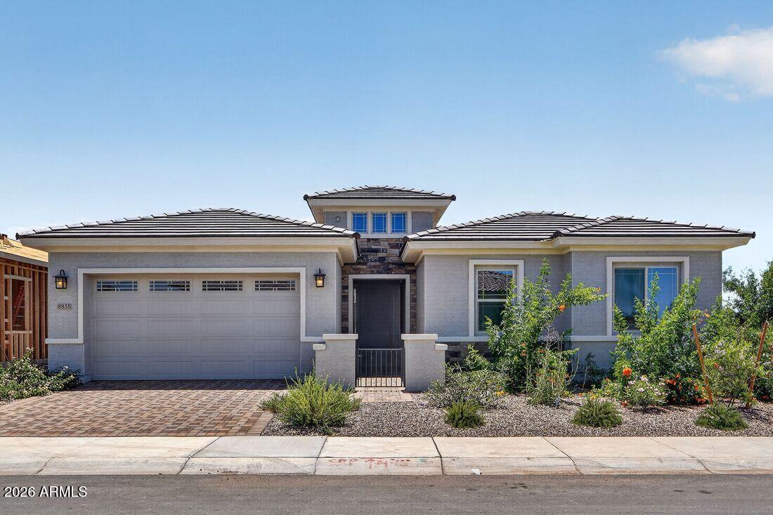8855 W OREGON Avenue, Glendale, AZ 85305