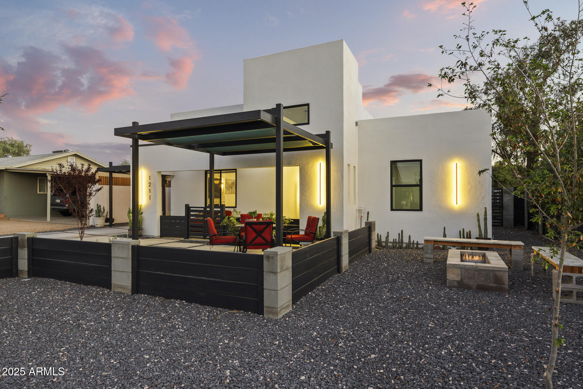 1211 E HAYWARD Avenue, Phoenix, AZ 85020