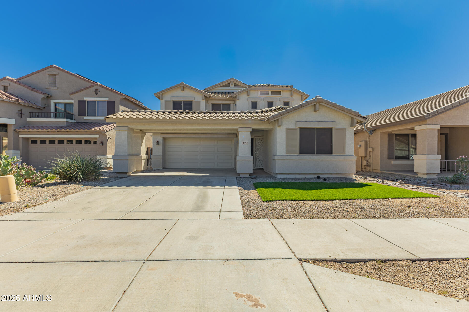 5635 W SOUTHGATE Avenue, Phoenix, AZ 85043
