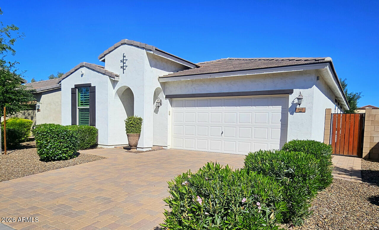 140 E BERNIE Lane, Gilbert, AZ 85295