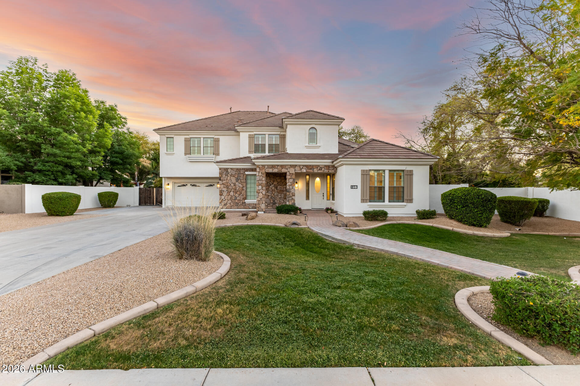 851 E DESERT INN Drive, Chandler, AZ 85249