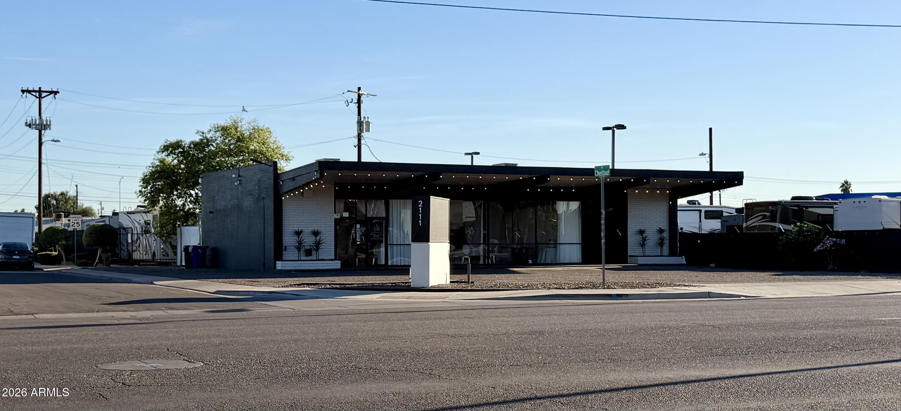 2111 E MAIN Street, Mesa, AZ 85213