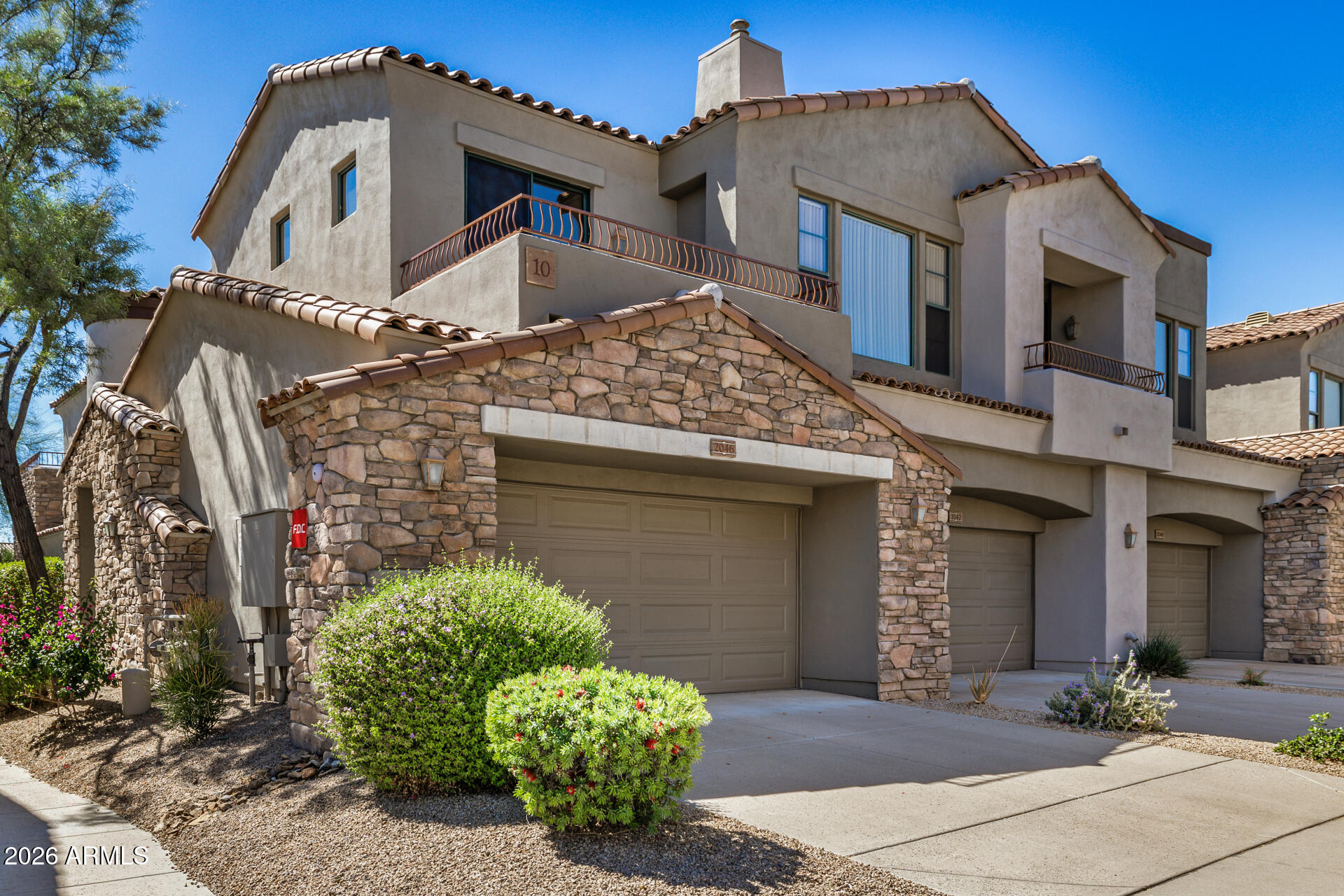 19550 N GRAYHAWK Drive 2046, Scottsdale, AZ 85255