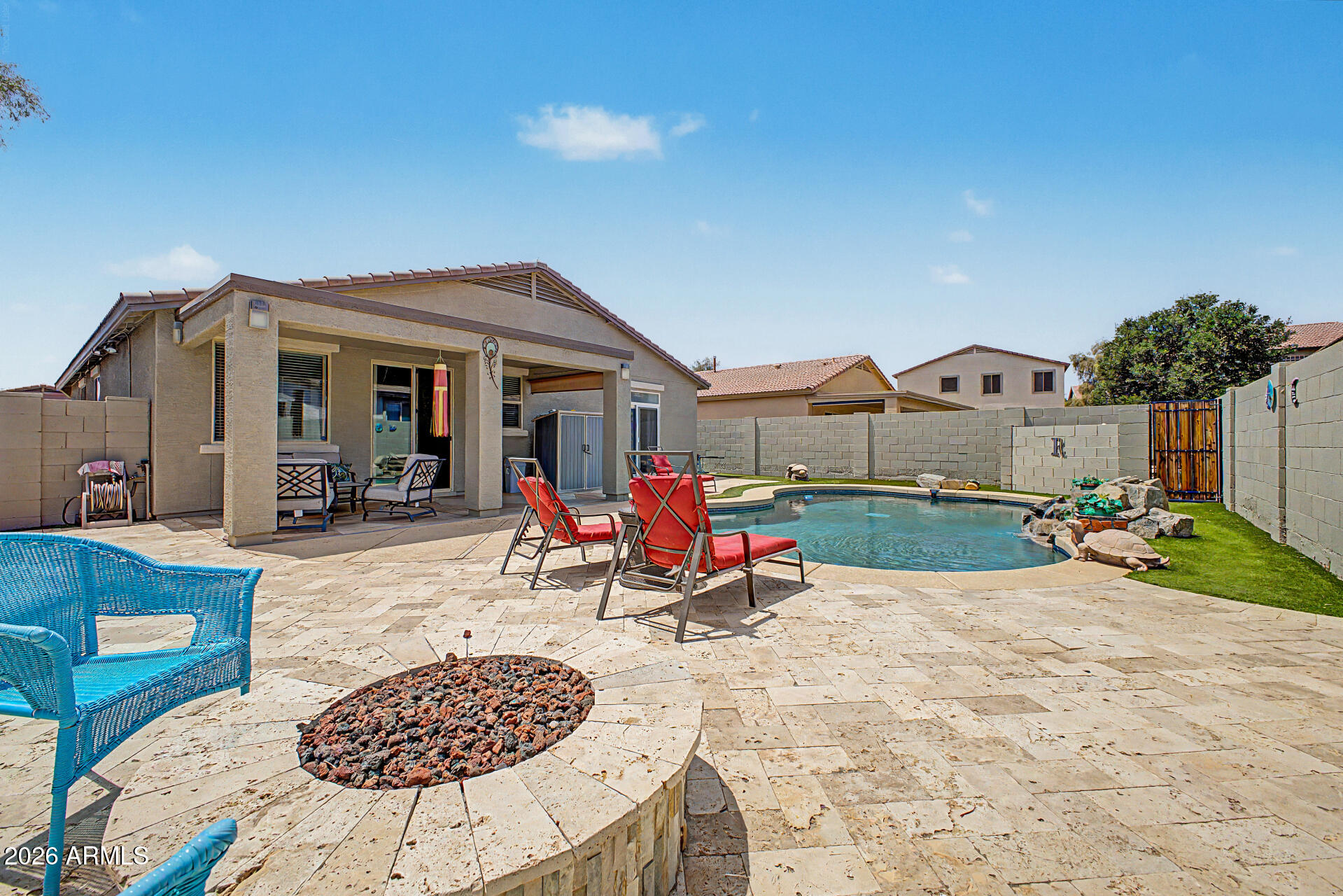 196 E GOLD DUST Way, San Tan Valley, AZ 85143