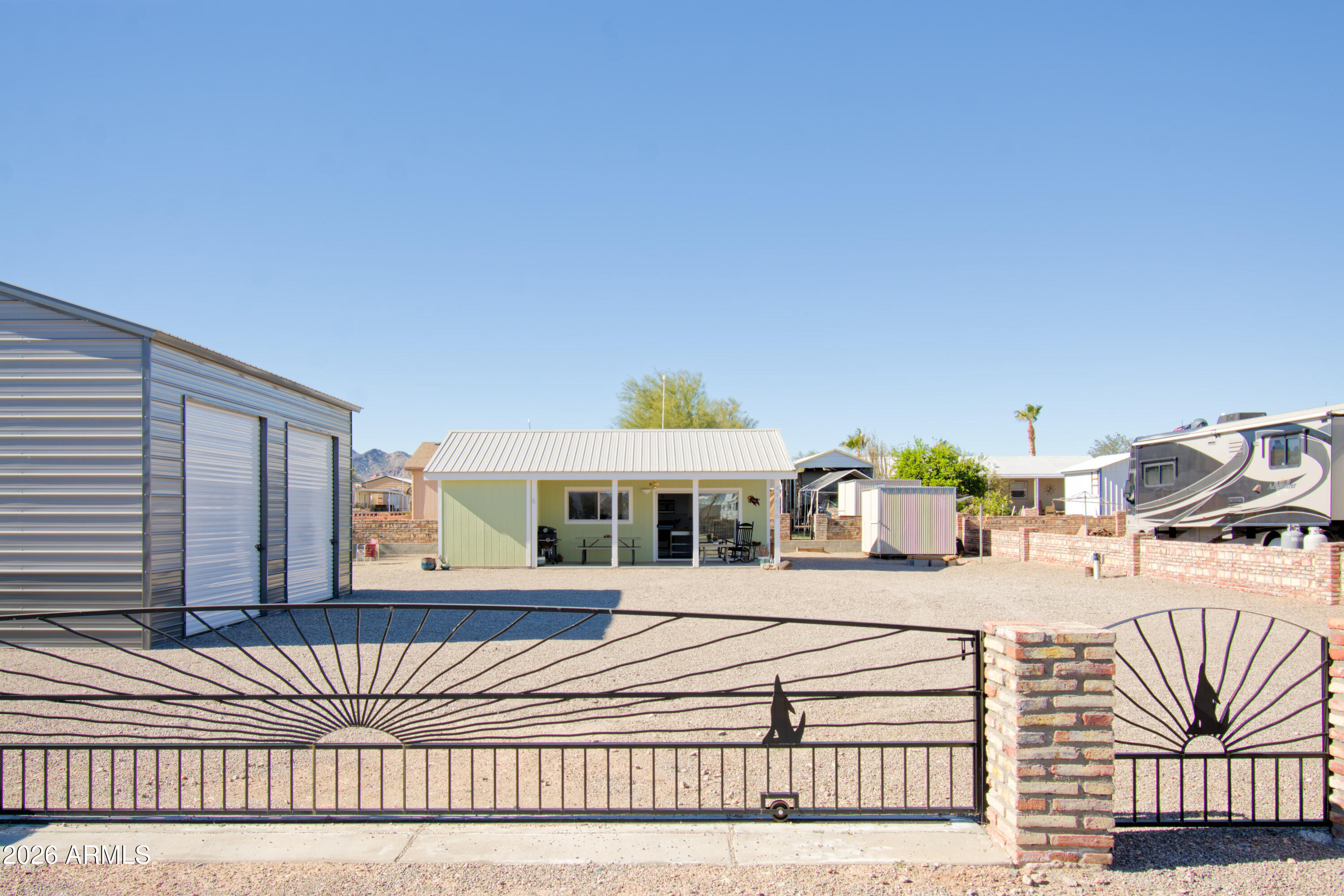 49576 TURQUOISE Avenue, Quartzsite, AZ 85346