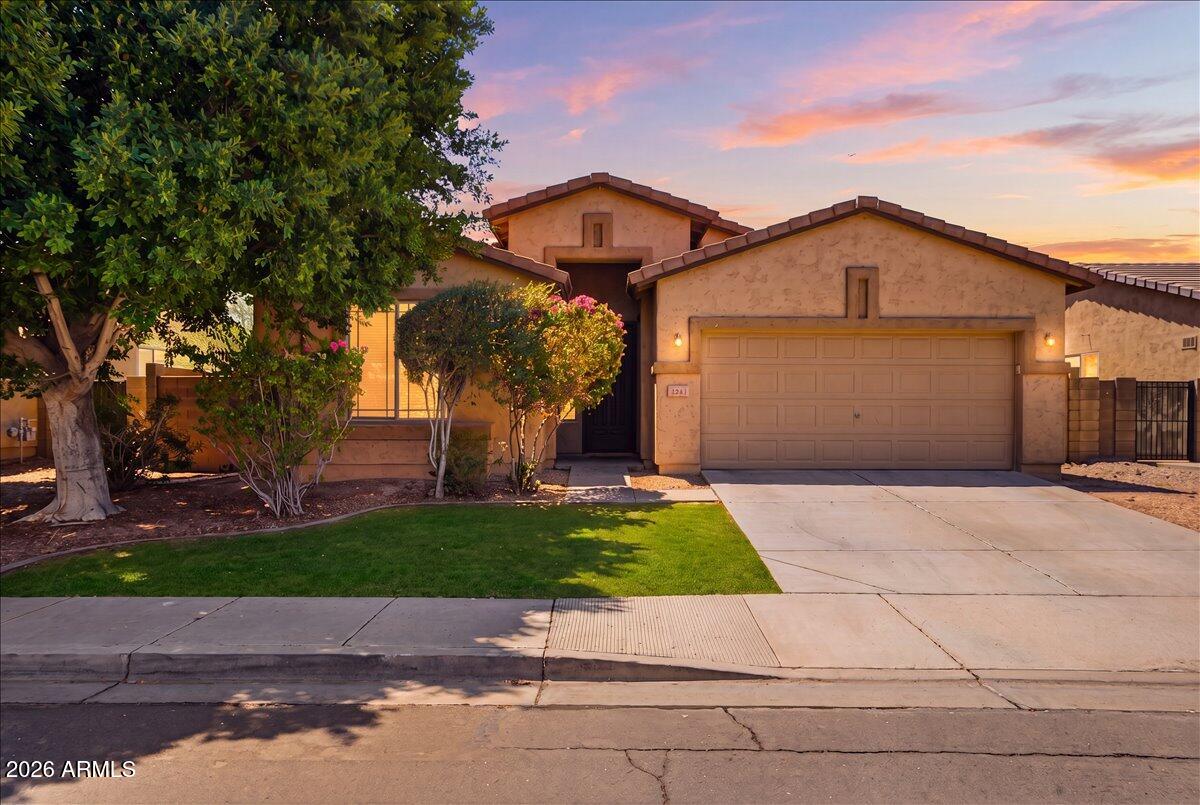 2791 E CARLA VISTA Drive, Chandler, AZ 85225