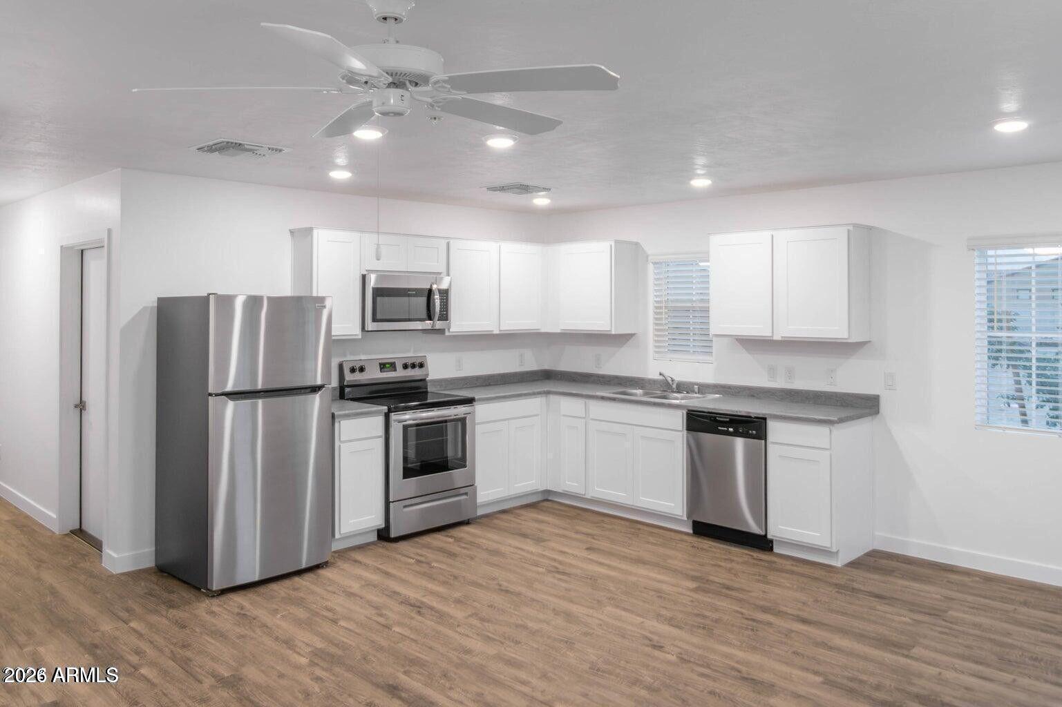 12570 N COTTON Lane 103940, Surprise, AZ 85388