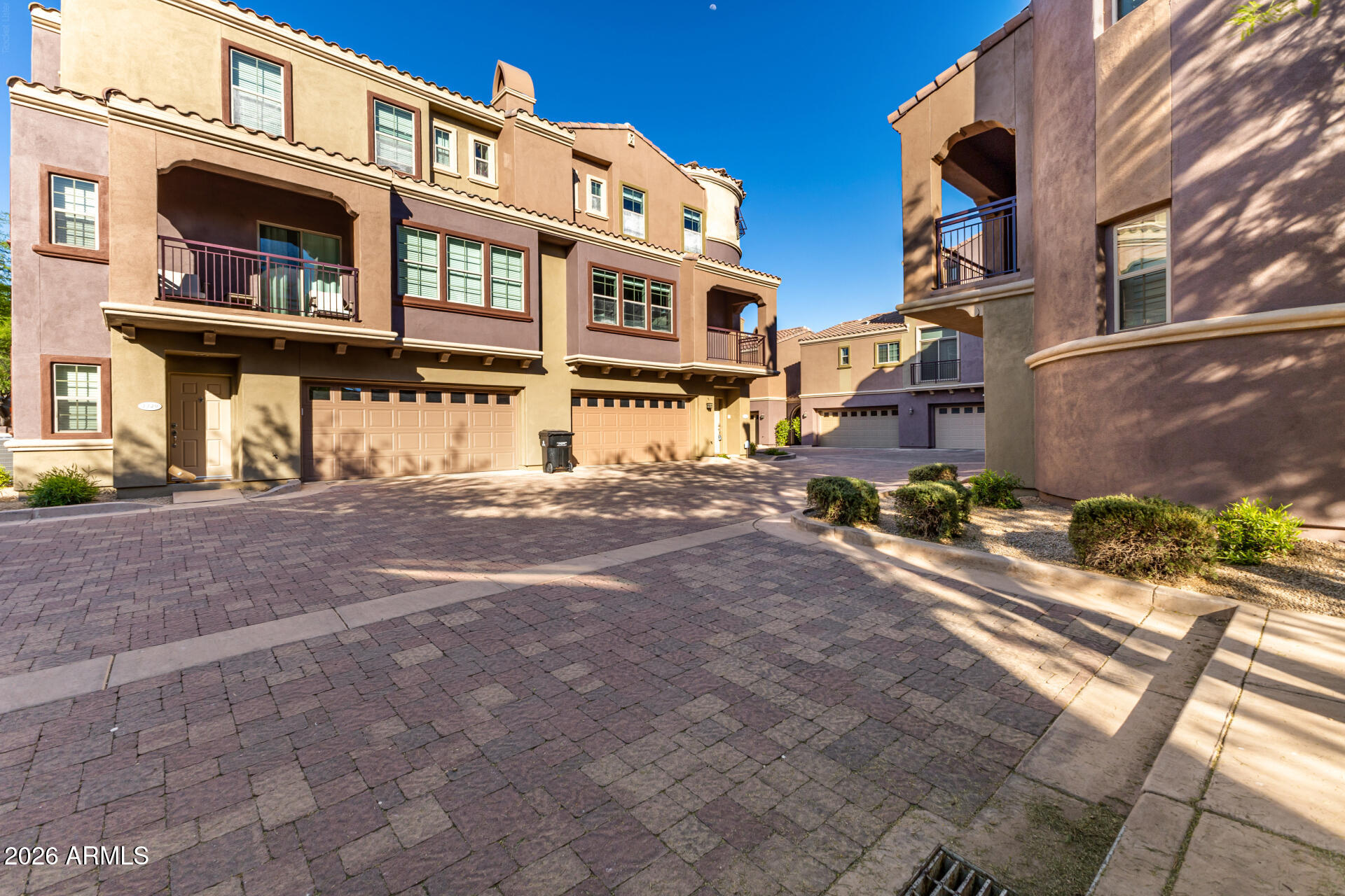 3935 E ROUGH RIDER Road 1350, Phoenix, AZ 85050