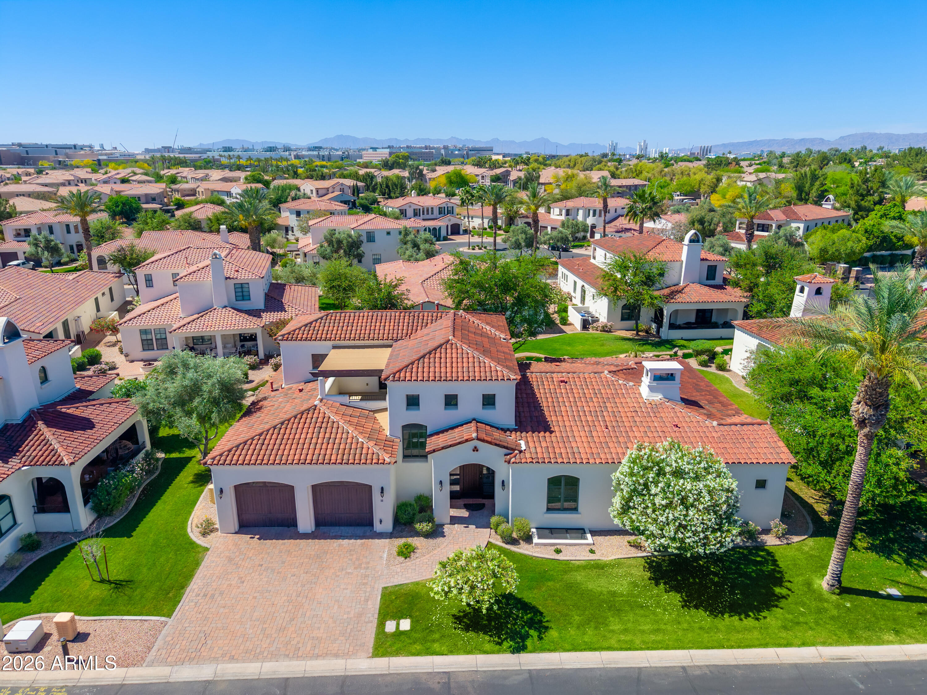 1777 W OCOTILLO Road 32, Chandler, AZ 85248