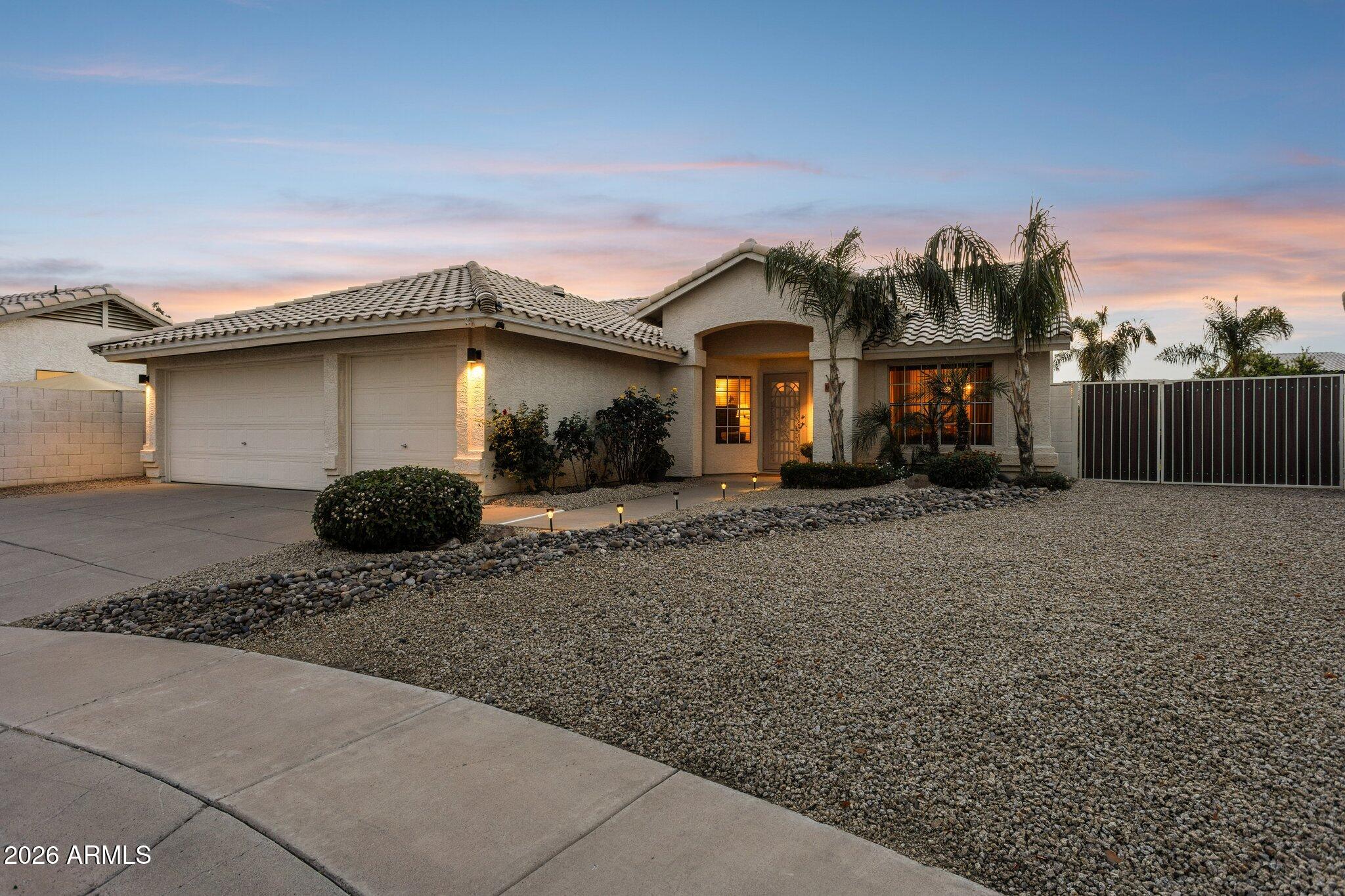 14832 N 42ND Place, Phoenix, AZ 85032