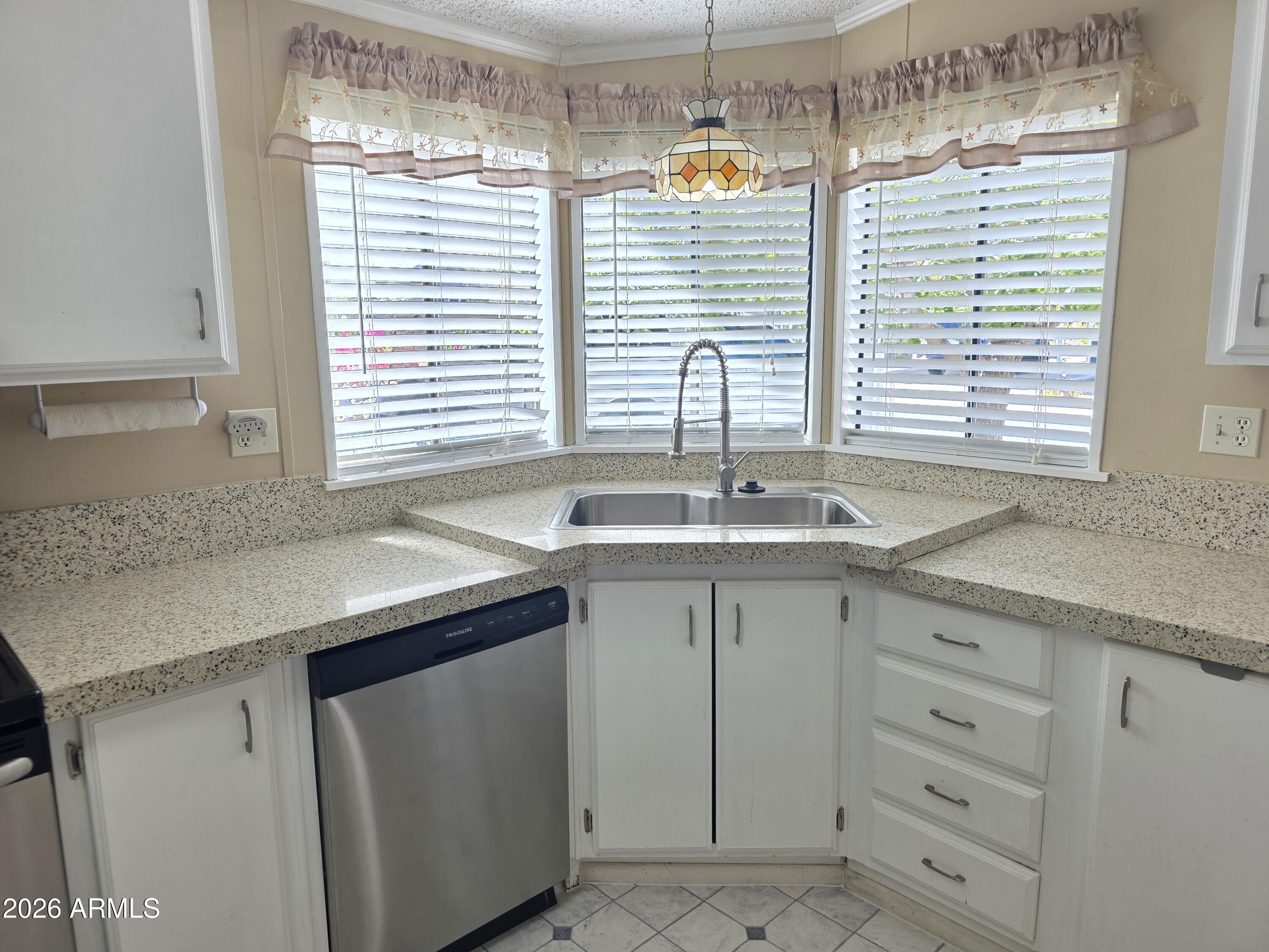 2233 E BEHREND Drive 227, Phoenix, AZ 85024