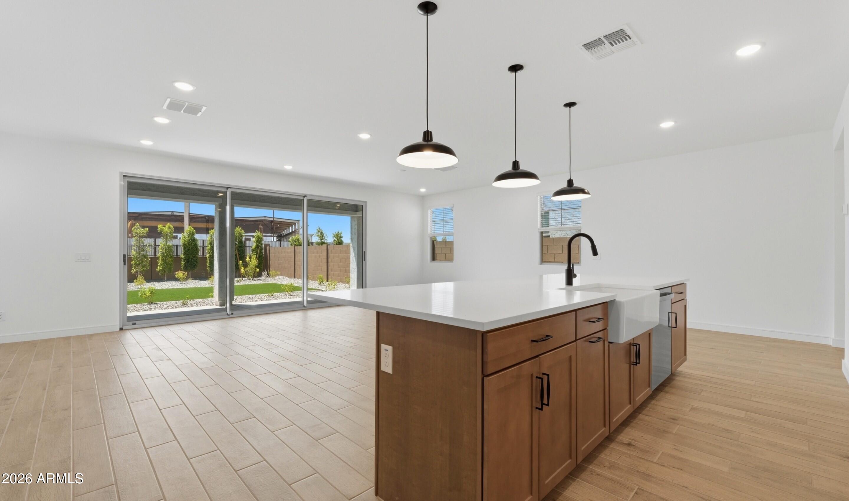 8166 N 80th Lane, Peoria, AZ 85345