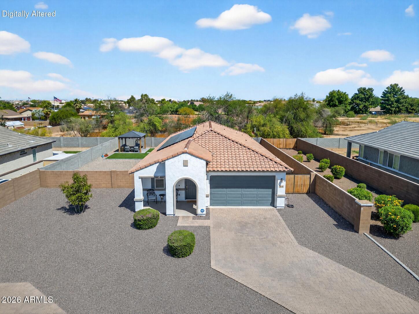 8450 W MEDLOCK Drive, Glendale, AZ 85305