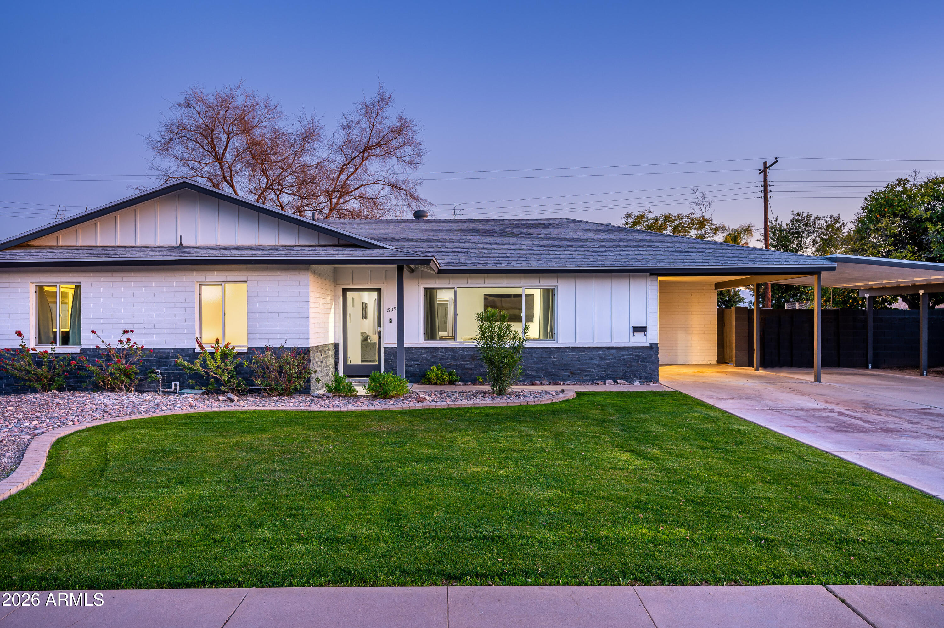 8059 E CAMBRIDGE Avenue, Scottsdale, AZ 85257