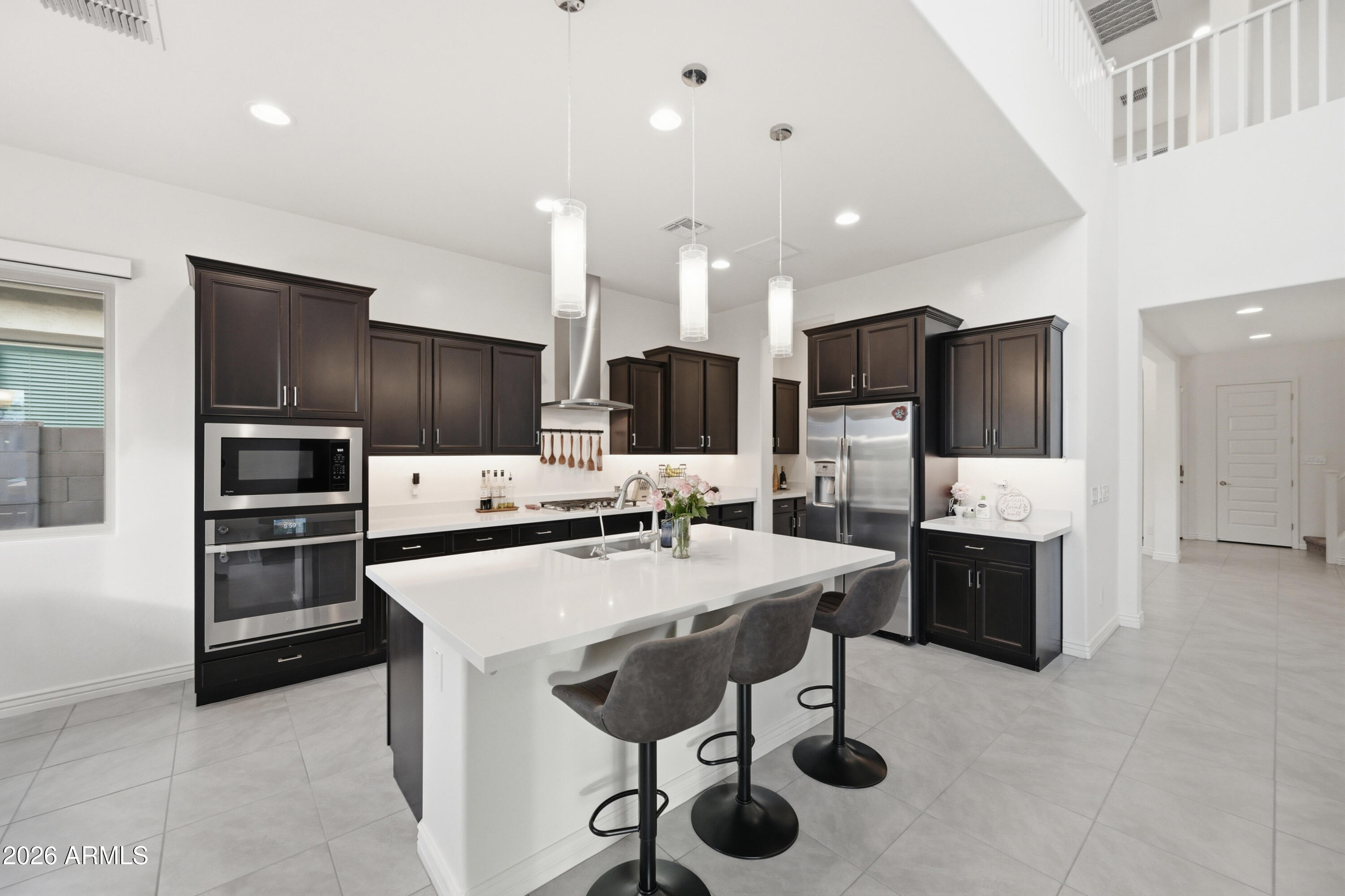 114 E PASARO Drive, Phoenix, AZ 85085