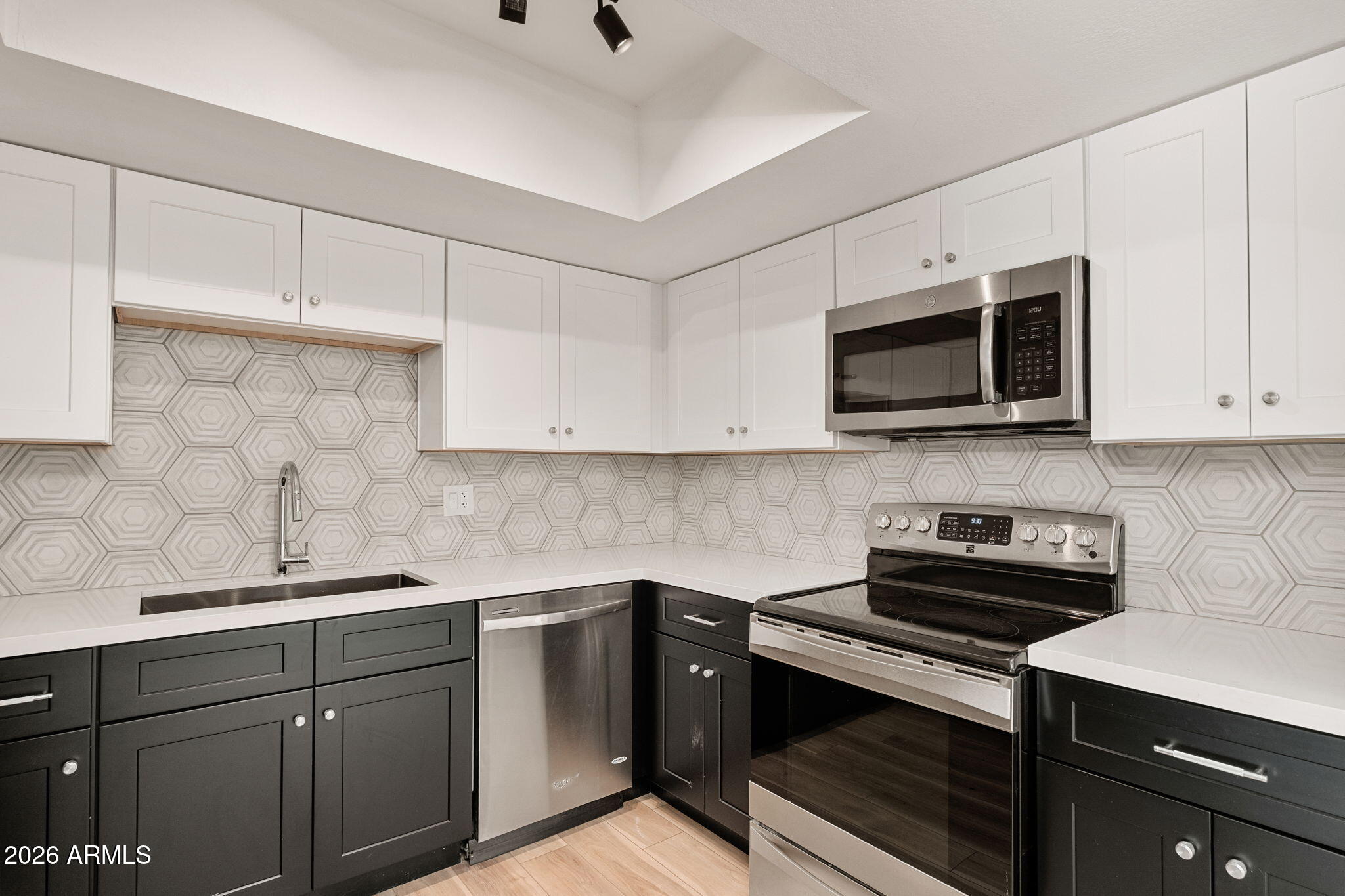 2808 N 61ST Street, Scottsdale, AZ 85257