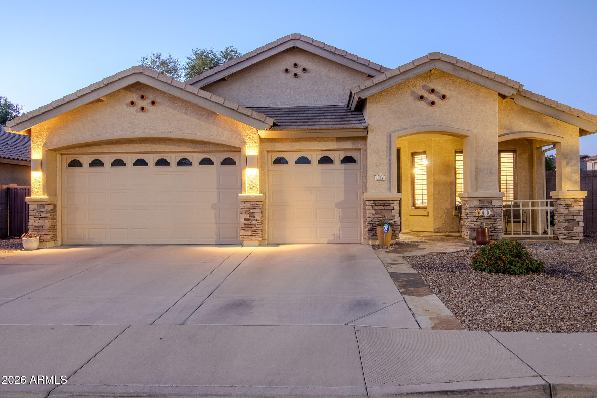 1412 E JADE Drive, Chandler, AZ 85286