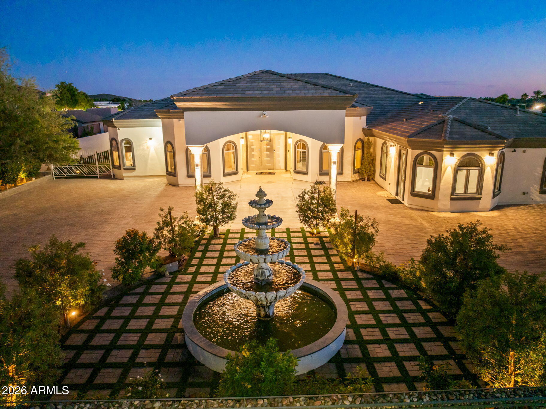 6925 W HATFIELD Road, Peoria, AZ 85383