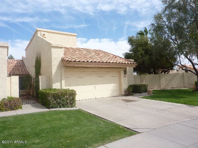 2623 N Carriage Lane, Chandler, AZ 85224