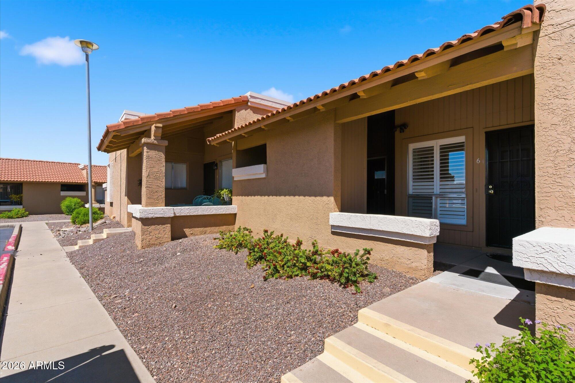 501 W TONOPAH Drive 6, Phoenix, AZ 85027