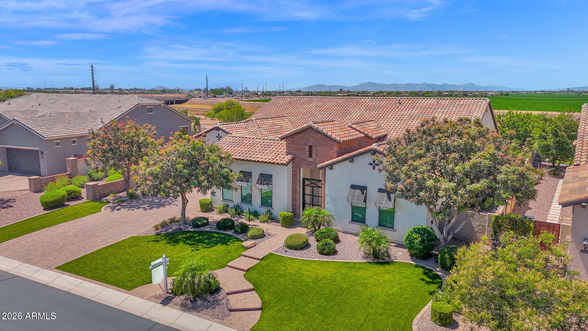 7098 S PORTLAND Avenue, Gilbert, AZ 85298